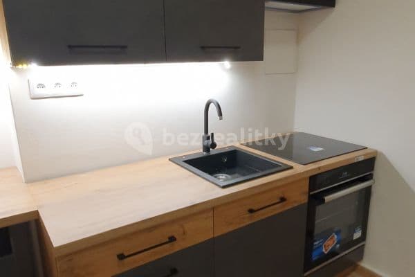 Pronájem bytu 2+1 55 m², Písecká, Praha Pronájem bytu 2+1 55 m², Písecká, Praha