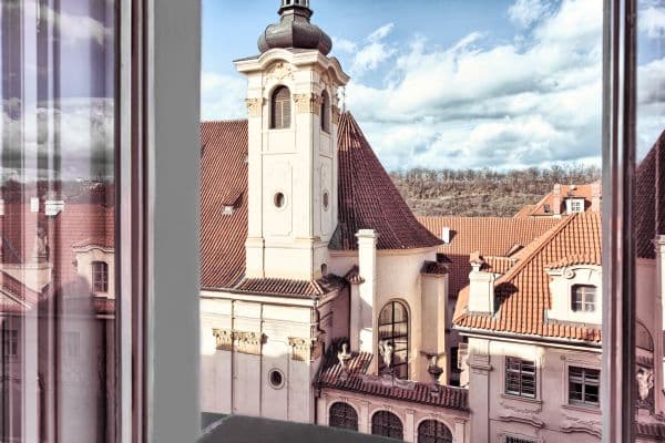 Pronájem bytu 100 m², U Milosrdných, Praha Pronájem bytu 100 m², U Milosrdných, Praha