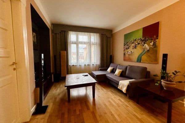 Pronájem bytu 3+kk 73 m², Čajkovského, Praha Pronájem bytu 3+kk 73 m², Čajkovského, Praha