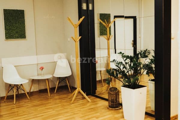 Pronájem kanceláře 25 m², Husova, Brno, Jihomoravský kraj Pronájem kanceláře 25 m², Husova, Brno, Jihomoravský kraj