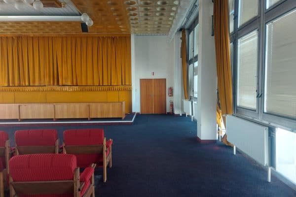 Pronájem nebytového prostoru 233 m², Za Mototechnou, Hlavní město Praha Pronájem nebytového prostoru 233 m², Za Mototechnou, Hlavní město Praha