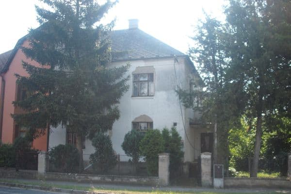 Prodej domu 209 m², pozemek 1.454 m², Pouchovská, Hradec Králové Prodej domu 209 m², pozemek 1.454 m², Pouchovská, Hradec Králové