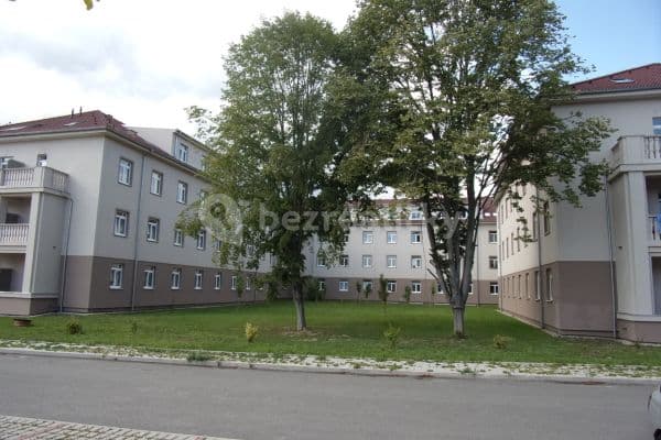 Pronájem bytu 1+kk 21 m², Slepá, Milovice Pronájem bytu 1+kk 21 m², Slepá, Milovice