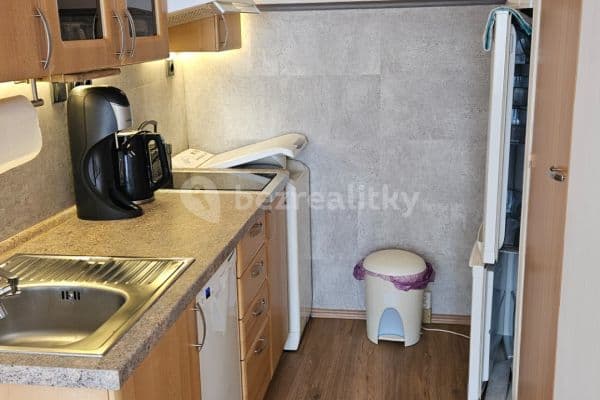 Pronájem bytu 1+kk 31 m², Na Vrších, Praha Pronájem bytu 1+kk 31 m², Na Vrších, Praha