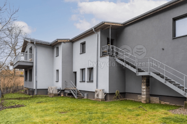 Prodej domu 300 m², pozemek 1.600 m², Ke Starému hřišti, Praha Prodej domu 300 m², pozemek 1.600 m², Ke Starému hřišti, Praha