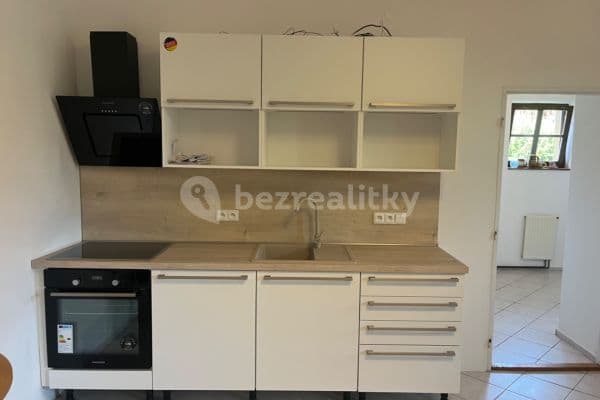 Pronájem bytu Garsoniéra 40 m², Chaloupky, Hradec Králové Pronájem bytu Garsoniéra 40 m², Chaloupky, Hradec Králové