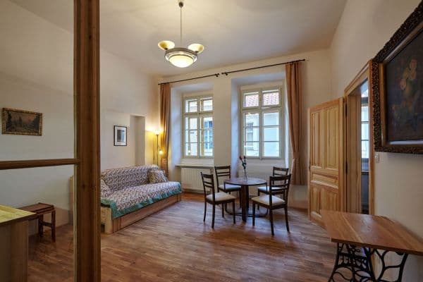 Pronájem bytu 46 m², Míšeňská, Praha Pronájem bytu 46 m², Míšeňská, Praha