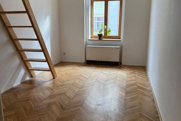Pronájem bytu 1+kk 27 m², Jeronýmova, Praha Pronájem bytu 1+kk 27 m², Jeronýmova, Praha