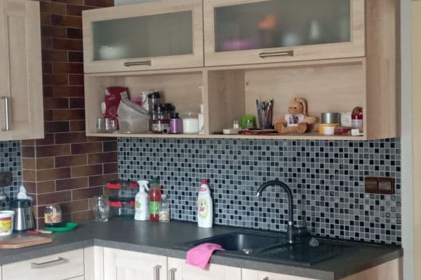Pronájem bytu 2+1 80 m², 1. máje, Tuchlovice Pronájem bytu 2+1 80 m², 1. máje, Tuchlovice