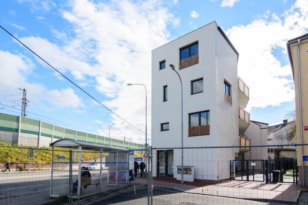 Pronájem bytu 2+kk 55 m², Nádražní, České Budějovice Pronájem bytu 2+kk 55 m², Nádražní, České Budějovice