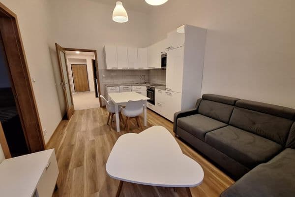 Pronájem bytu 2+kk 49 m², Mikovcova, Praha Pronájem bytu 2+kk 49 m², Mikovcova, Praha