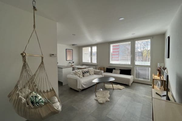 Pronájem bytu 88 m², Weberova, Praha Pronájem bytu 88 m², Weberova, Praha