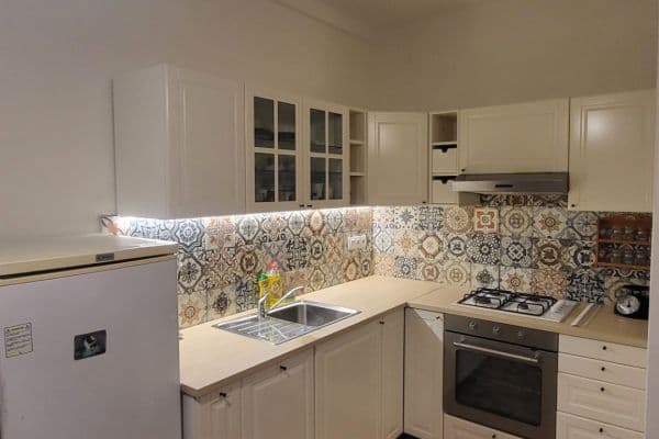 Pronájem bytu 2+kk 45 m², Humpolecká, Praha Pronájem bytu 2+kk 45 m², Humpolecká, Praha