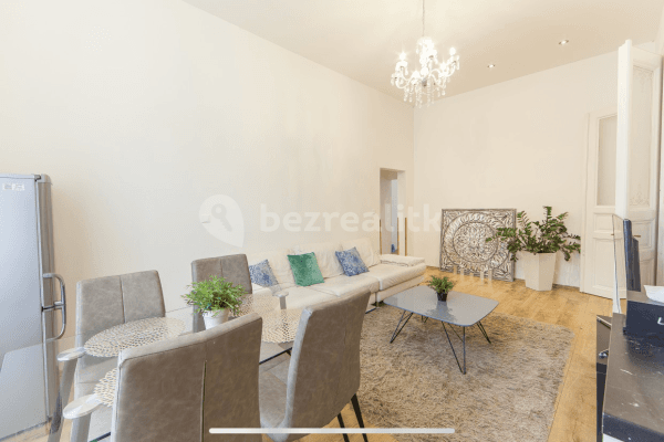 Pronájem bytu 3+kk 81 m², Pobřežní, Praha Pronájem bytu 3+kk 81 m², Pobřežní, Praha
