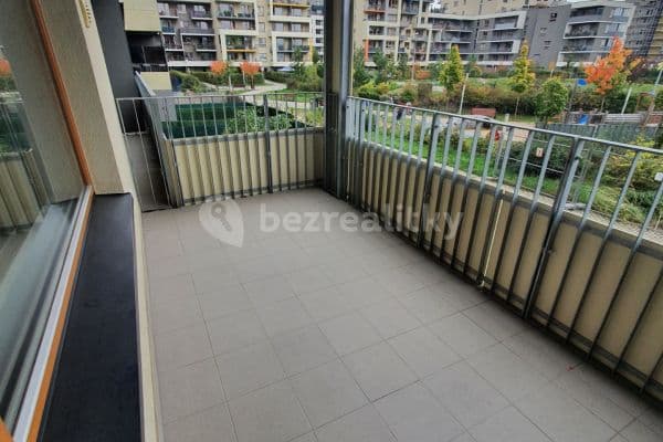 Pronájem bytu 3+kk 96 m², K Vystrkovu, Praha Pronájem bytu 3+kk 96 m², K Vystrkovu, Praha