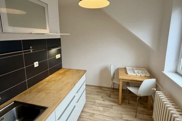 Pronájem bytu 1+1 28 m², Březohorská, Příbram, Středočeský kraj Pronájem bytu 1+1 28 m², Březohorská, Příbram, Středočeský kraj