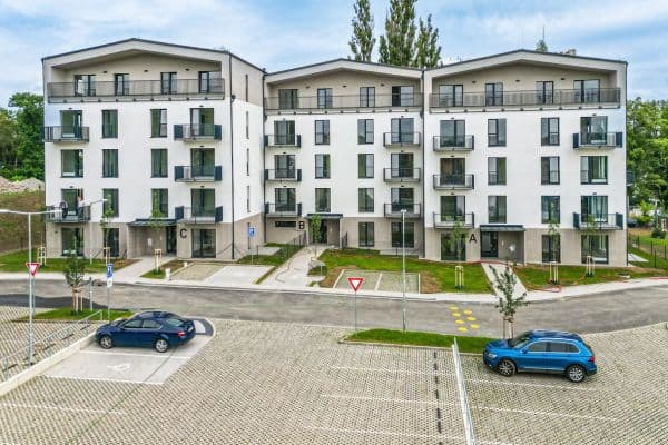 Pronájem bytu 1+kk 26 m², U benaru, Slaný Pronájem bytu 1+kk 26 m², U benaru, Slaný