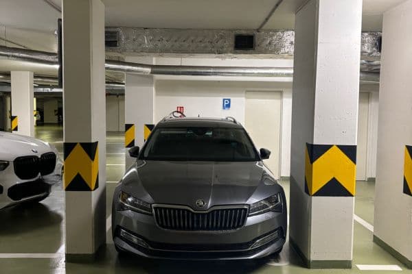 Pronájem garáže 16 m², Pitterova, Praha Pronájem garáže 16 m², Pitterova, Praha