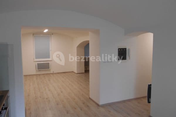 Pronájem bytu 2+kk 57 m², Louny, Ústecký kraj Pronájem bytu 2+kk 57 m², Louny, Ústecký kraj
