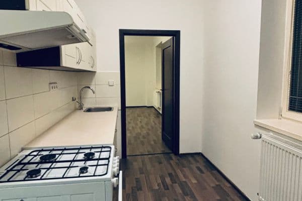 Pronájem bytu 2+kk 37 m², Kamenická, Hlavní město Praha Pronájem bytu 2+kk 37 m², Kamenická, Hlavní město Praha