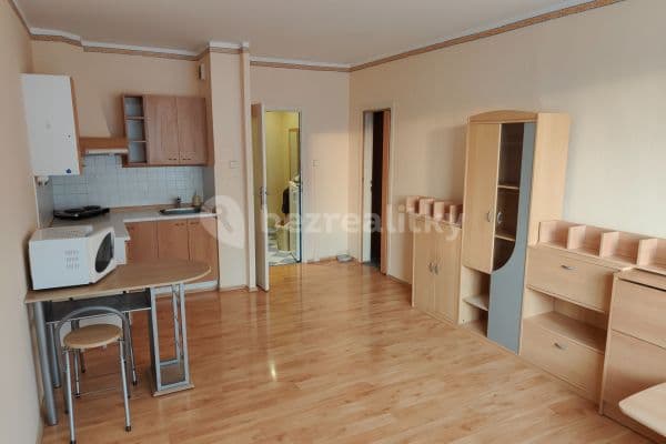 Pronájem bytu 1+kk 29 m², Bukolská, Praha Pronájem bytu 1+kk 29 m², Bukolská, Praha