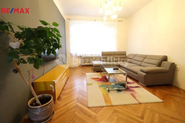 Pronájem bytu 3+1 92 m², Štefánikova, Hlavní město Praha Pronájem bytu 3+1 92 m², Štefánikova, Hlavní město Praha