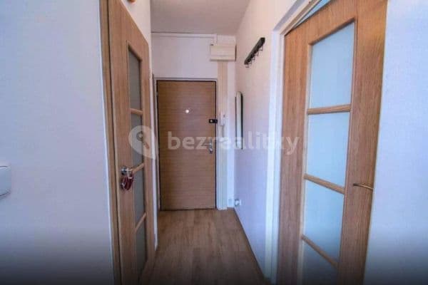 Pronájem bytu 1+1 35 m², Formánkova, Hradec Králové Pronájem bytu 1+1 35 m², Formánkova, Hradec Králové