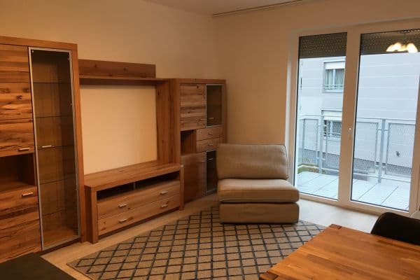 Pronájem bytu 2+kk 59 m², Lačnovská, Praha Pronájem bytu 2+kk 59 m², Lačnovská, Praha