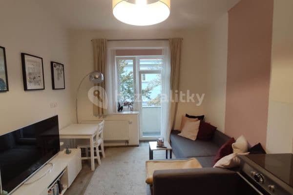 Pronájem bytu 2+kk 50 m², Jeseniova, Praha Pronájem bytu 2+kk 50 m², Jeseniova, Praha
