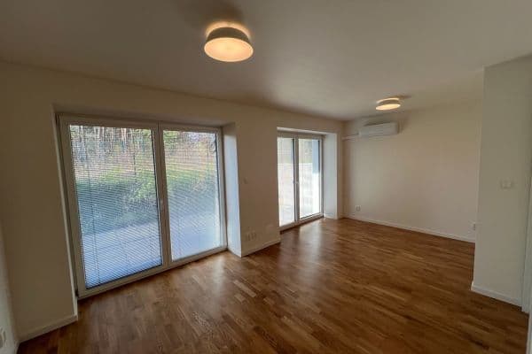 Pronájem bytu 1+kk 31 m², Hornická, Dubňany Pronájem bytu 1+kk 31 m², Hornická, Dubňany