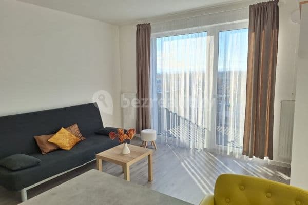 Pronájem bytu 1+kk 32 m², Vrbenská, České Budějovice Pronájem bytu 1+kk 32 m², Vrbenská, České Budějovice