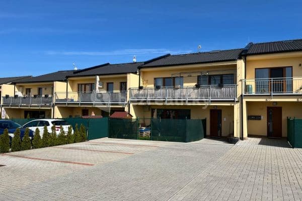 Prodej bytu 2+kk 48 m², Nová, Kouřim, Středočeský kraj Prodej bytu 2+kk 48 m², Nová, Kouřim, Středočeský kraj