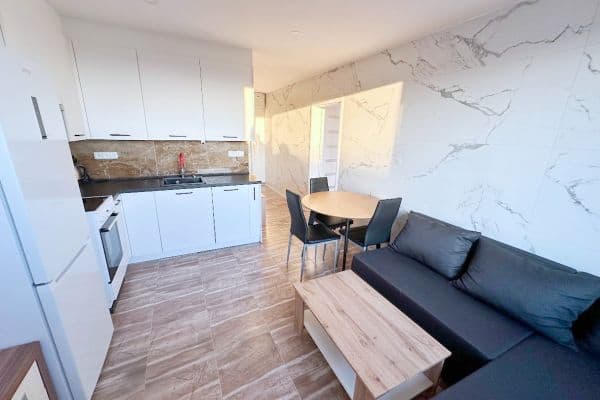 Pronájem bytu 2+kk 41 m², Bartoňova, Pardubice Pronájem bytu 2+kk 41 m², Bartoňova, Pardubice