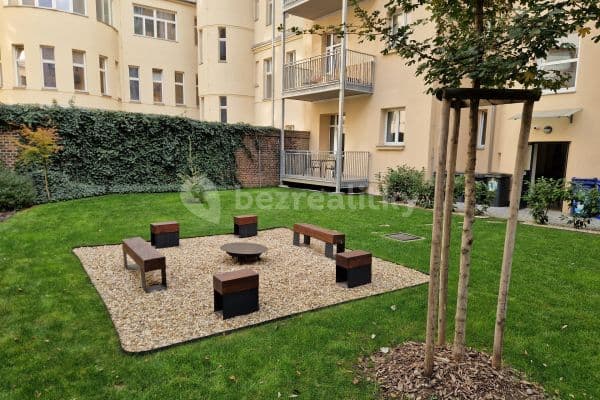 Pronájem bytu 1+1 37 m², Nerudova, Brno Pronájem bytu 1+1 37 m², Nerudova, Brno