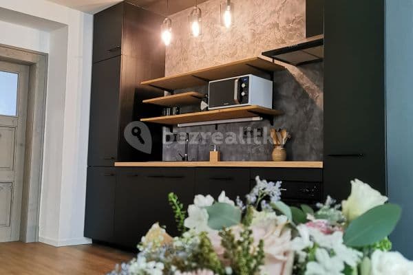 Pronájem bytu 3+kk 73 m², Husova, Čáslav Pronájem bytu 3+kk 73 m², Husova, Čáslav
