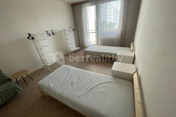 Pronájem bytu 2+kk 85 m², Lonkova, Pardubice Pronájem bytu 2+kk 85 m², Lonkova, Pardubice