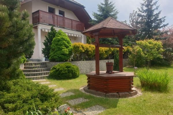 Pronájem bytu 3+kk 75 m², U Pošty, Zvole Pronájem bytu 3+kk 75 m², U Pošty, Zvole