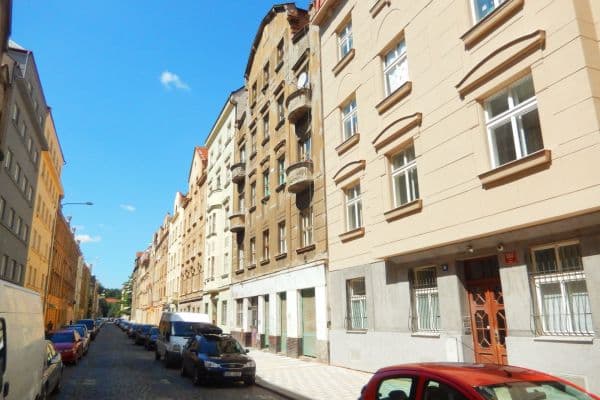 Pronájem bytu 3+1 95 m², Oldřichova, Praha Pronájem bytu 3+1 95 m², Oldřichova, Praha