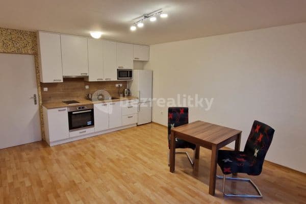 Pronájem bytu 1+kk 30 m², Krátká, Praha Pronájem bytu 1+kk 30 m², Krátká, Praha