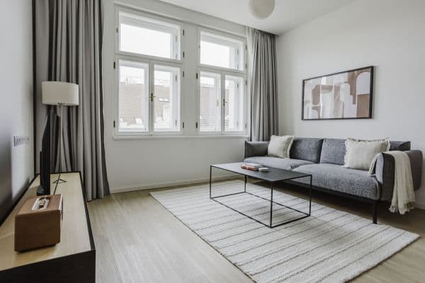 Pronájem bytu 49 m², Chodská, Praha Pronájem bytu 49 m², Chodská, Praha