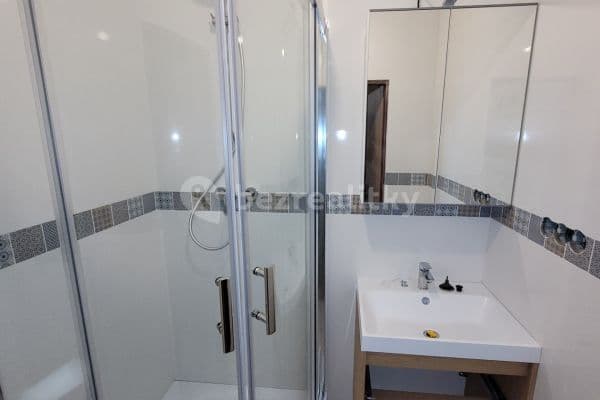 Pronájem bytu 3+1 62 m², Husova čtvrť, Rosice Pronájem bytu 3+1 62 m², Husova čtvrť, Rosice
