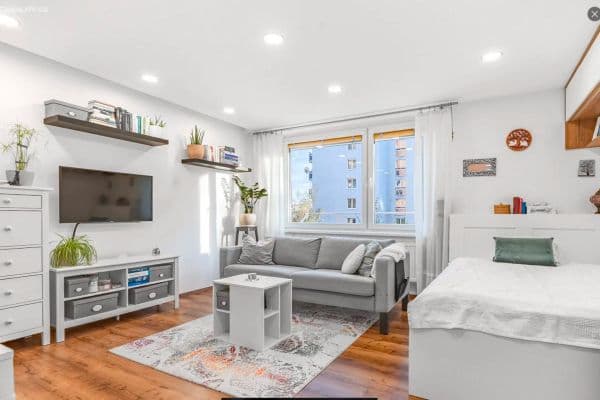 Pronájem bytu 1+kk 32 m², Elplova, Brno Pronájem bytu 1+kk 32 m², Elplova, Brno