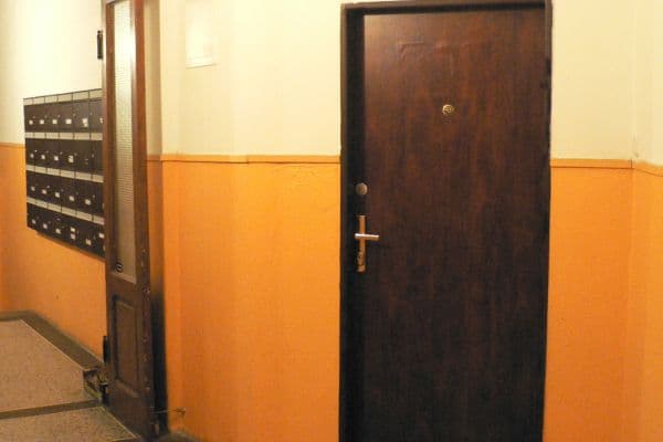 Pronájem kanceláře 100 m², Jaurisova, Praha Pronájem kanceláře 100 m², Jaurisova, Praha