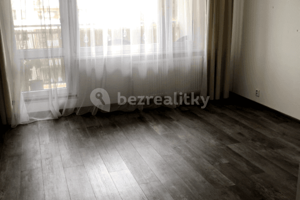 Pronájem bytu 3+1 63 m², Valachův žleb, Zlín Pronájem bytu 3+1 63 m², Valachův žleb, Zlín