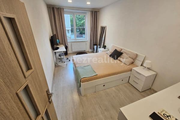 Pronájem bytu 2+kk 43 m², Na Louži, Hlavní město Praha Pronájem bytu 2+kk 43 m², Na Louži, Hlavní město Praha