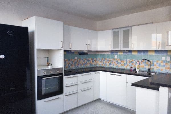 Prodej bytu 3+kk 70 m², Holíkova, Jílové u Prahy Prodej bytu 3+kk 70 m², Holíkova, Jílové u Prahy