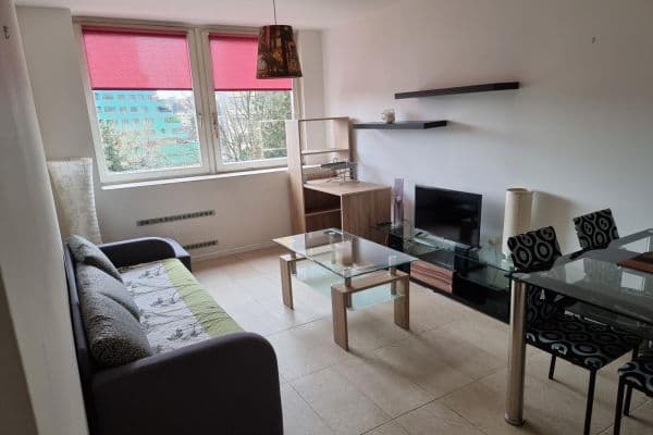 Prodej bytu 2+kk 46 m², Děčínská, Praha Prodej bytu 2+kk 46 m², Děčínská, Praha