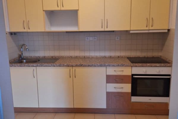 Pronájem bytu 2+1 57 m², Úhonická, Jeneč Pronájem bytu 2+1 57 m², Úhonická, Jeneč