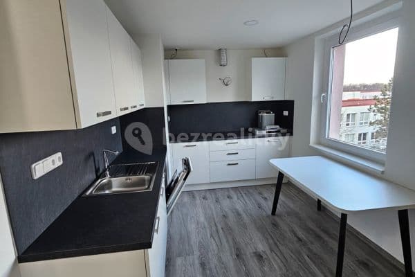 Pronájem bytu 3+1 68 m², Na Křivině, Praha Pronájem bytu 3+1 68 m², Na Křivině, Praha