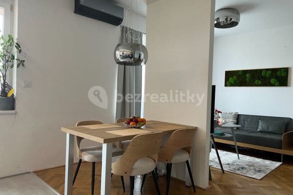 Pronájem bytu 2+kk 66 m², Botanická, Brno Pronájem bytu 2+kk 66 m², Botanická, Brno